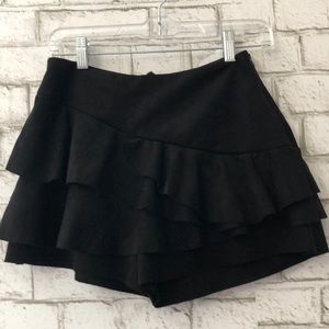 Suede ruffle skort
